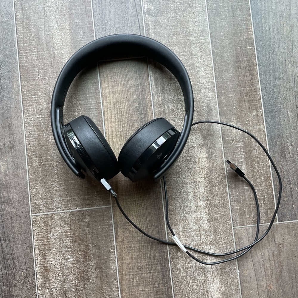 PlayStation ps4 pro wireless headset